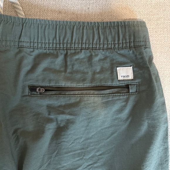 Vuori army green rip stop pants - Picture 3 of 3